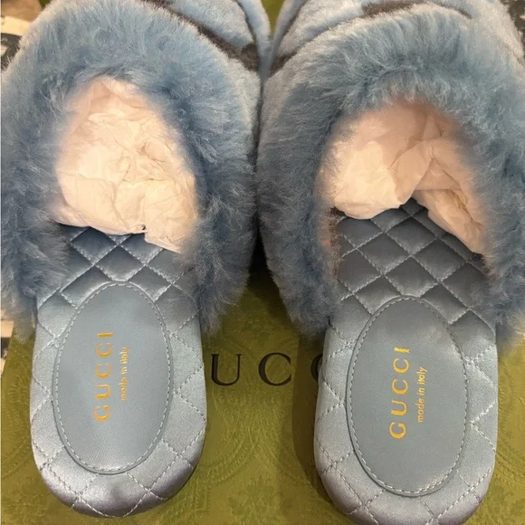 New Gucci blue faux fur slides size 7 - Picture 4 of 5